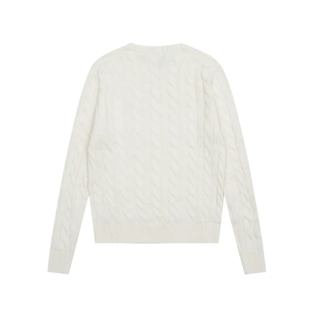 🅿️220 "Top quality" Style number: DS012# [Ralph Lauren round neck solid color pony embroidered logo twist knitted sweater] ✅Ralph Lauren classic basic versatile knitted pullover round neck sweater for men and women ✅Main supplier platform live broadcast Wholesale entity Replacement when out of stock No removal from shelves ✅ZP quality 1:1 version Scan the code to enter the GF website Counter quality ✅Detailed quality The only one in Guangzhou Imported quality cotton yarn, focusing on high-end, cost-effective, good quality needless to say ✅The version is restored to the original order, the maximum size can be worn up to 190 pounds, loose, comfortable and stress-free ✅The upper body is simple and easy to match, ootd must-have style, good-looking clothes are never picky, a must-have in couples' wardrobes, recommended. Size: S-XL Color: Black, off-white, gray, navy, khaki, pink, coffee, red